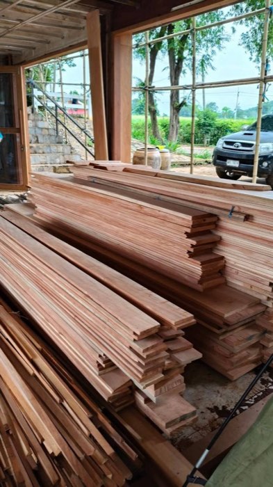 งานไม้ระเบียง ประตู และผนังไม้ โดย TCH Teamwood ช.ฉลองงานไม้
